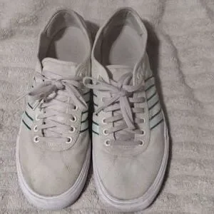 Adidas vans style sale